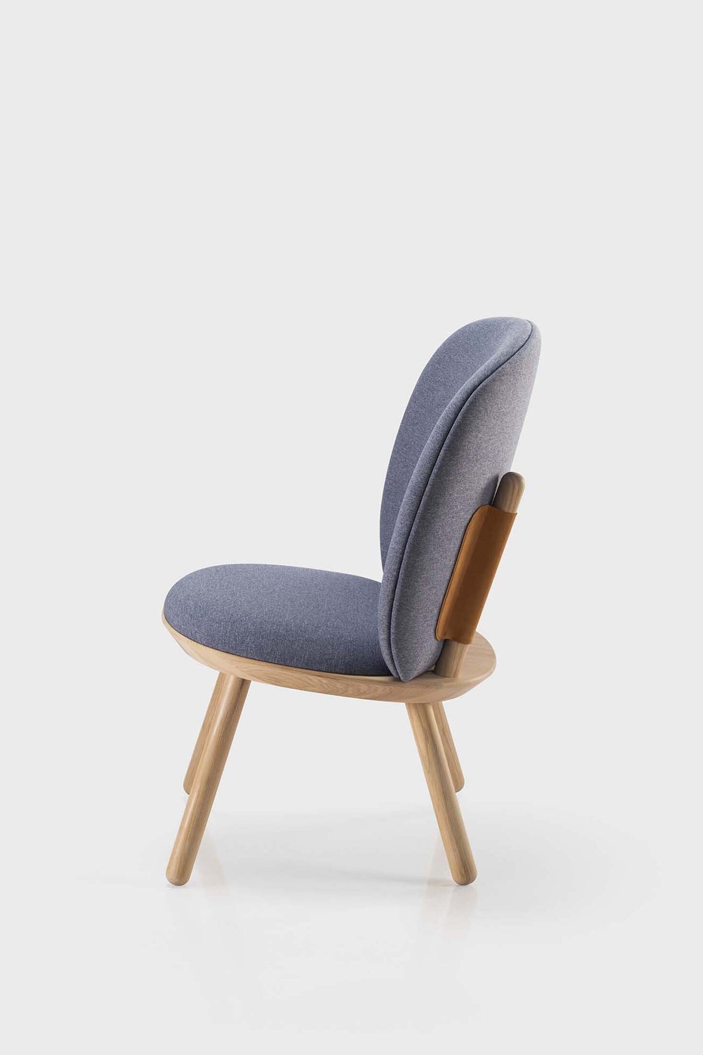 Naïve Low Chair